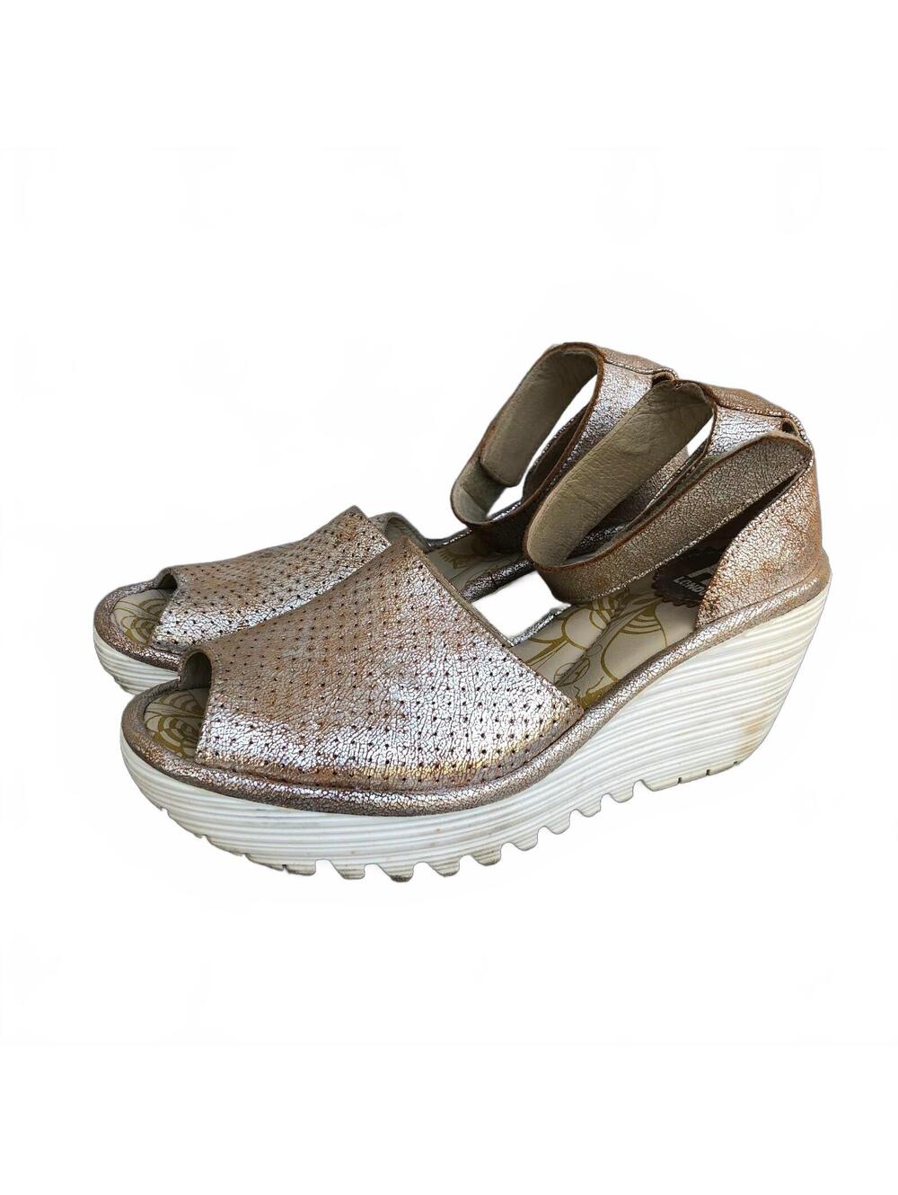 Fly London Yake Cool Pearl White Sole Wedge Sandals Size 36 Avant Garde Quirky